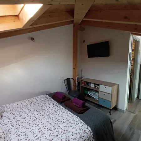 Buhardilla Con Encanto En El Corazon Del Casco Historico De