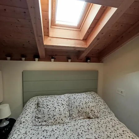 Buhardilla Con Encanto En El Corazon Del Casco Historico De *